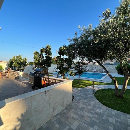 Villa Maci Kaštela Esterno foto
