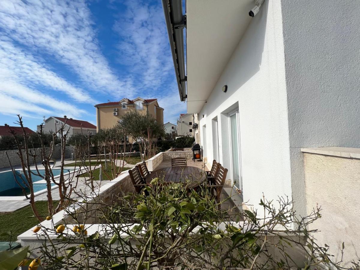 Villa Maci Kaštela Esterno foto