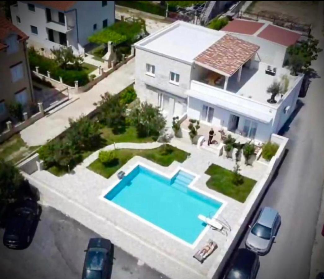 Villa Maci Kaštela Esterno foto