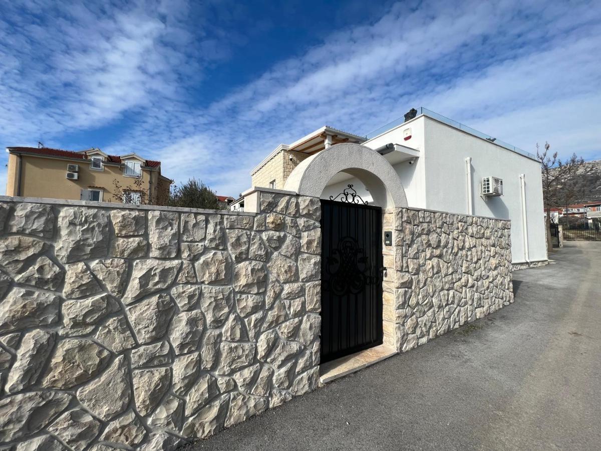 Villa Maci Kaštela Esterno foto