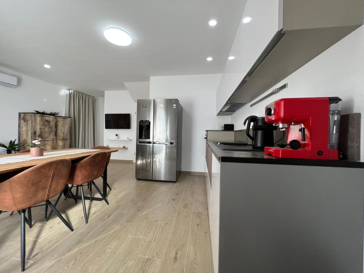 Villa Maci Kaštela Esterno foto