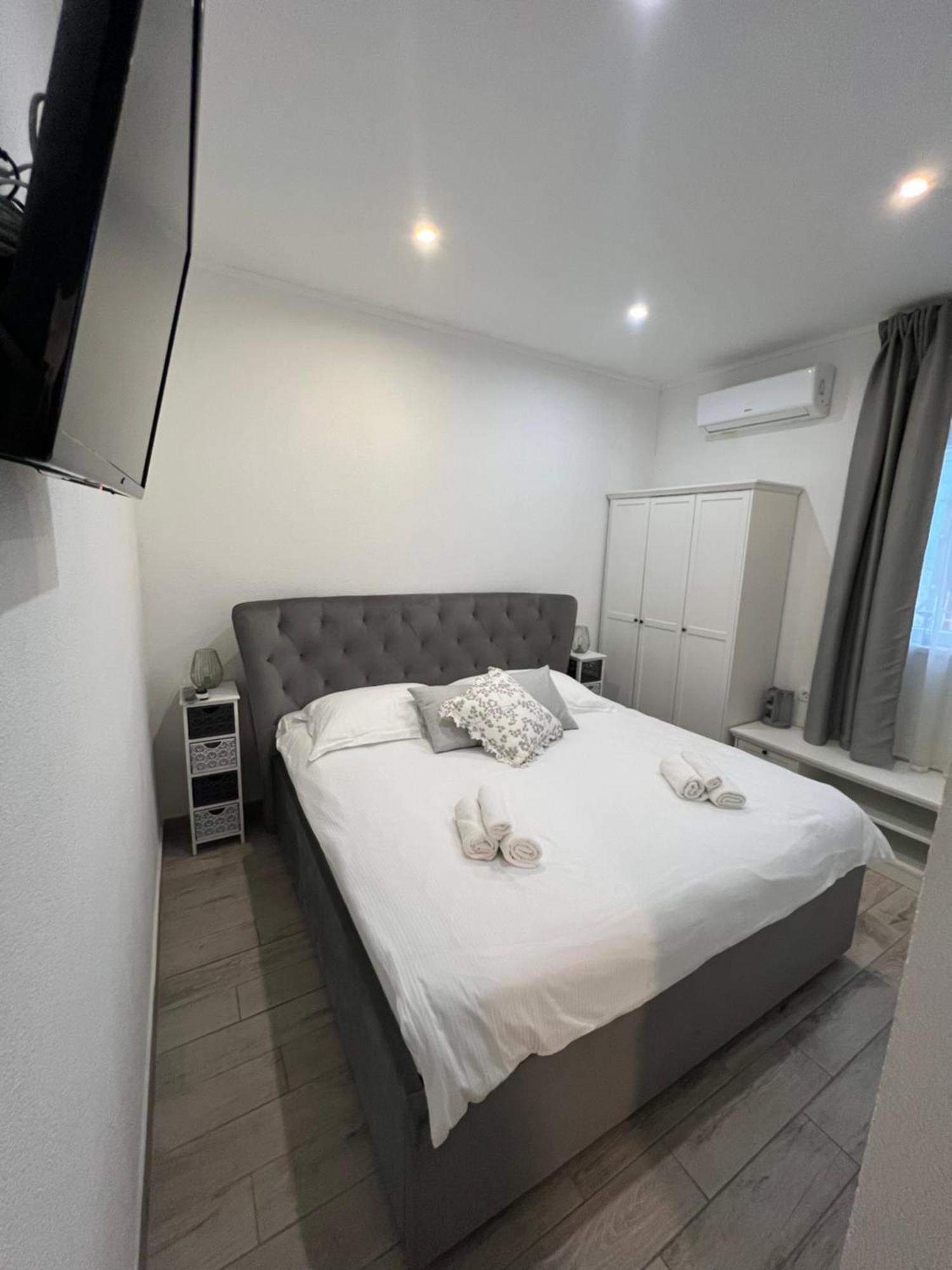 Villa Maci Kaštela Esterno foto